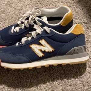 BRAND NEW NEVER WORN NEW BALANCE SHOES